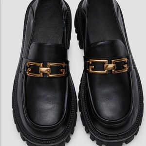 Lattelier chunky lug sole loafers